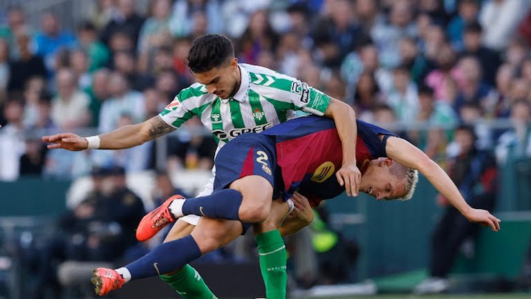 Dani Olmo loses a tooth on the pitch in the draw with Betis