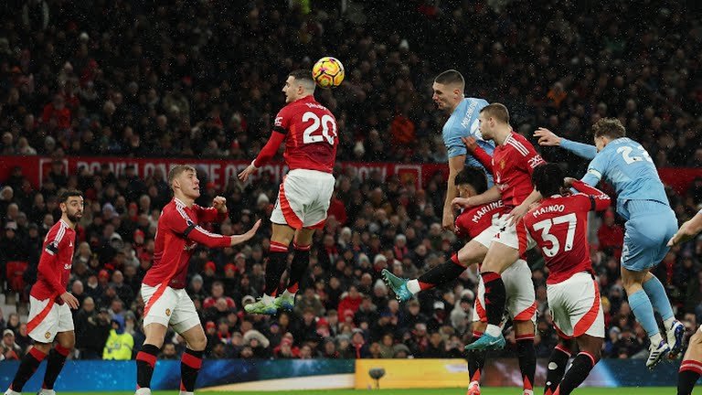 Nottingham Forest beats Manchester United at home