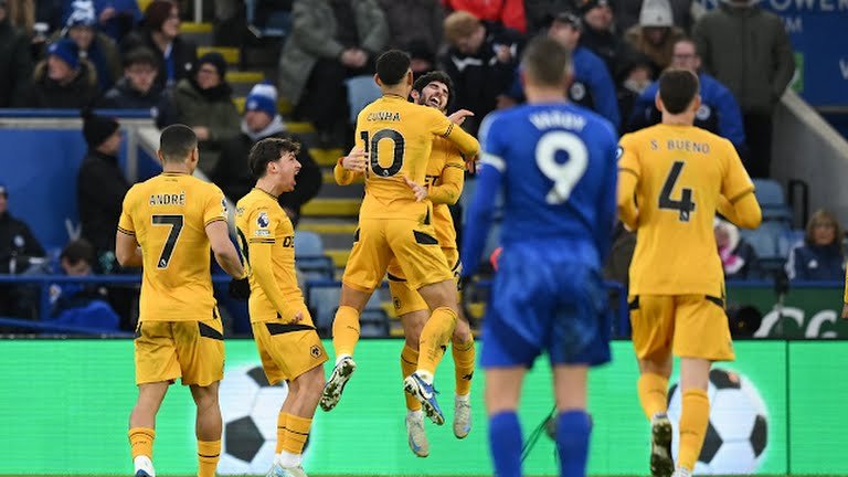 Wolverhampton beat Leicester in the Premier League