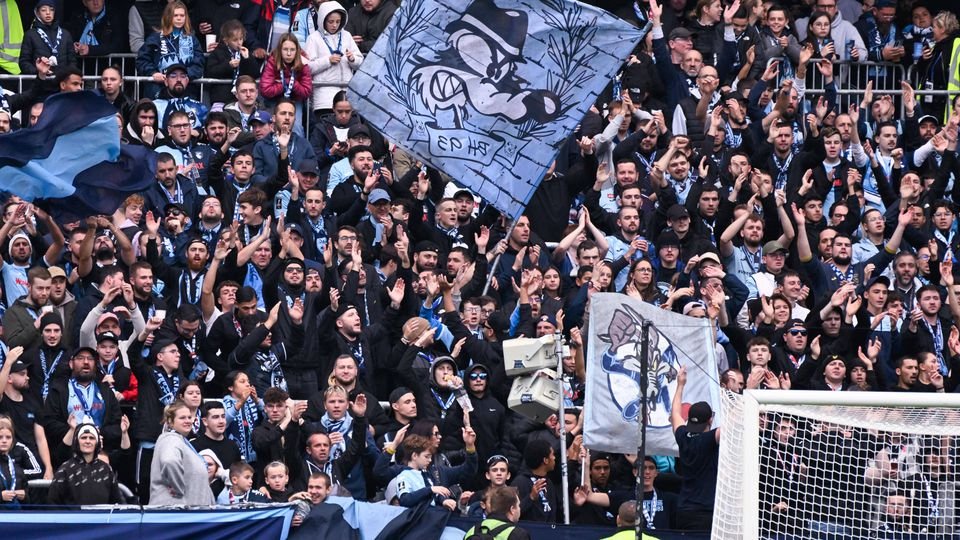 Le Havre suspends fan… aged 6