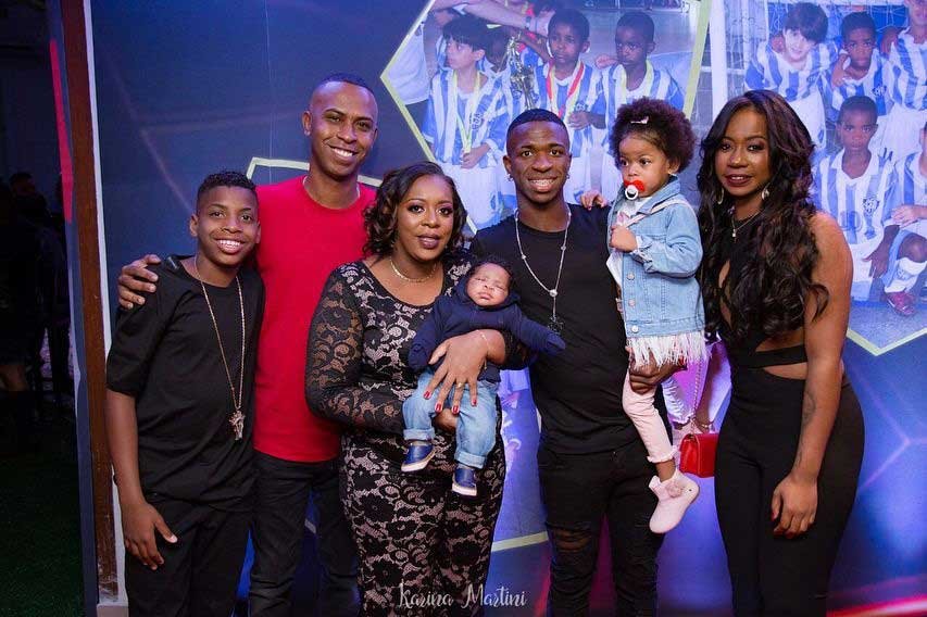 Meet Vinícius Jr's family