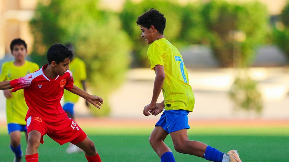 Cristiano Ronaldo went to watch his son train: "The desire is the hardest part…"